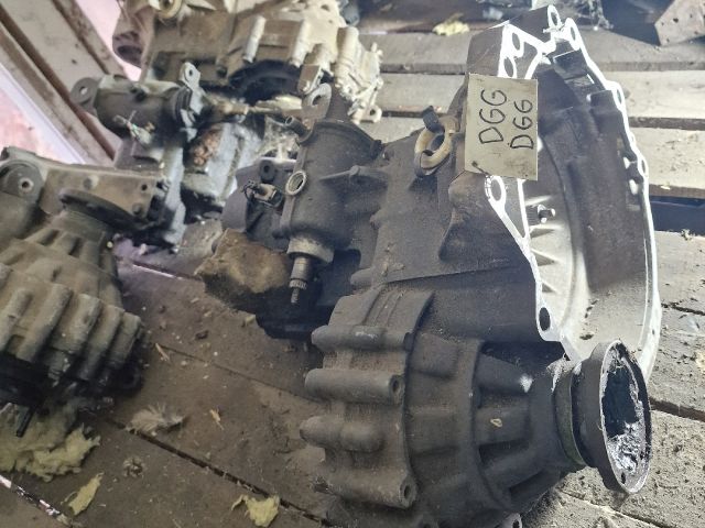 bontott VW GOLF III Váltó (Mechanikus)