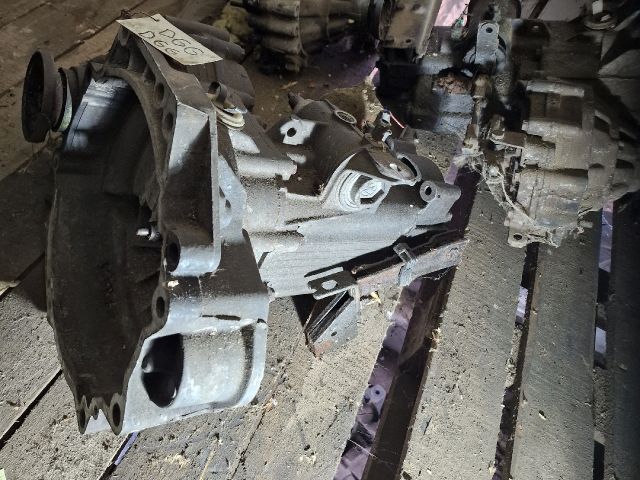 bontott VW GOLF III Váltó (Mechanikus)