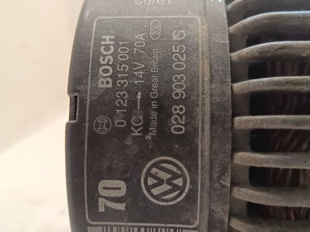 bontott VW GOLF III Generátor