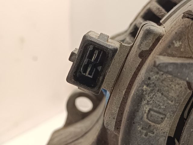 bontott VW GOLF III Generátor