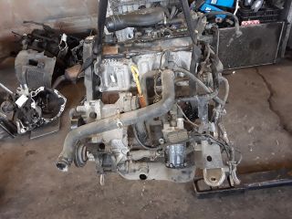 bontott VW GOLF III Motor (Fűzött blokk hengerfejjel)