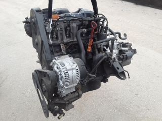 bontott VW GOLF III Motor (Fűzött blokk hengerfejjel)