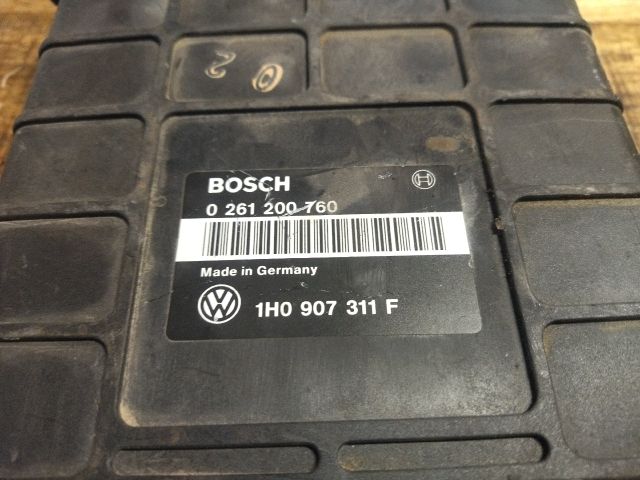 bontott VW GOLF III Motorvezérlő