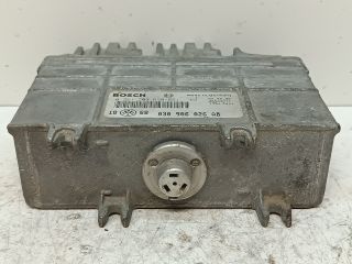 bontott VW GOLF III Motorvezérlő