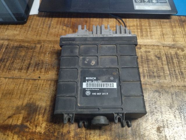 bontott VW GOLF III Motorvezérlő