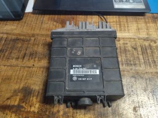 bontott VW GOLF III Motorvezérlő