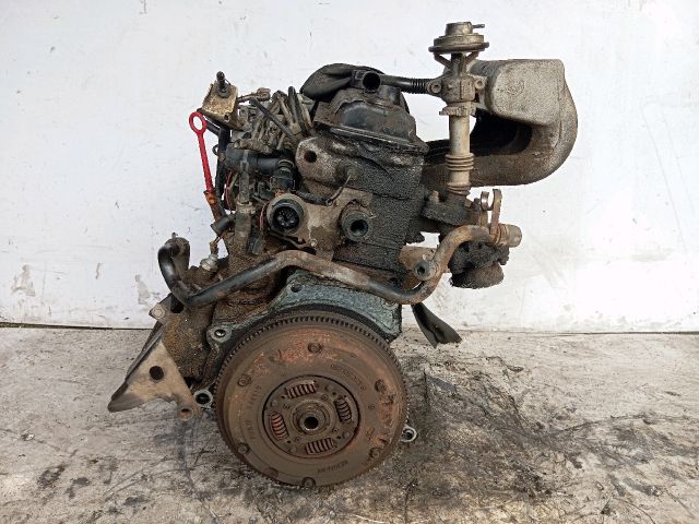 bontott VW GOLF III Motor (Fűzött blokk hengerfejjel)