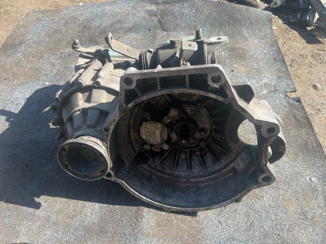 bontott VW GOLF III Váltó (Mechanikus)