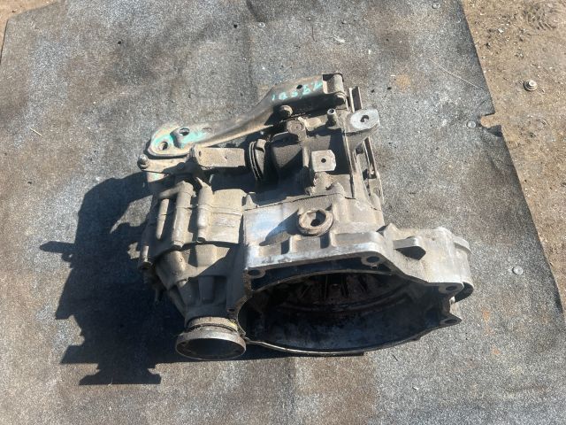 bontott VW GOLF III Váltó (Mechanikus)