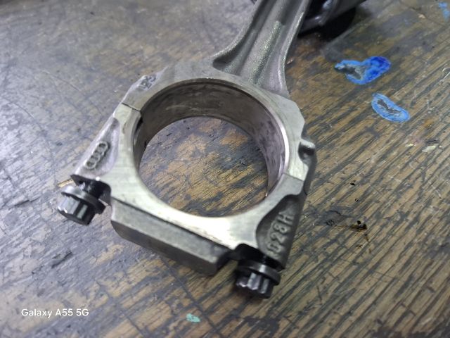 bontott VW GOLF III Dugattyú és Hajtókar