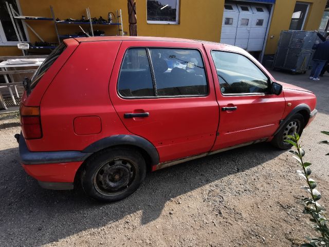 bontott VW GOLF III Generátor