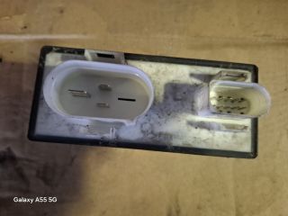 bontott VW GOLF III Hűtőventilátor Relé