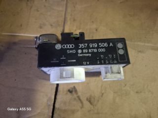 bontott VW GOLF III Hűtőventilátor Relé