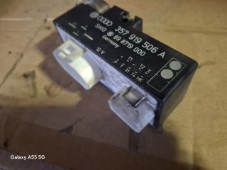 bontott VW GOLF III Hűtőventilátor Relé