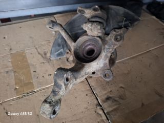 bontott VW GOLF III Jobb első Csonkállvány Kerékaggyal