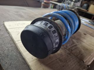 bontott VW GOLF III Jobb első Gólyaláb (Lengécsillapító, Rugó)