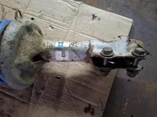 bontott VW GOLF III Jobb első Gólyaláb (Lengécsillapító, Rugó)