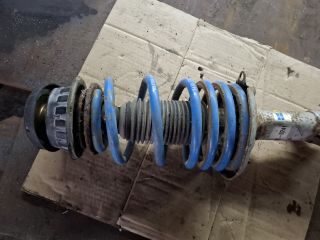 bontott VW GOLF III Jobb első Gólyaláb (Lengécsillapító, Rugó)