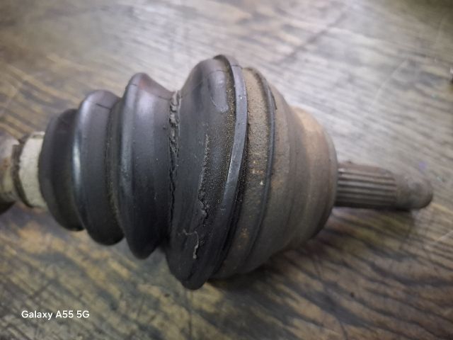 bontott VW GOLF III Jobb Féltengely