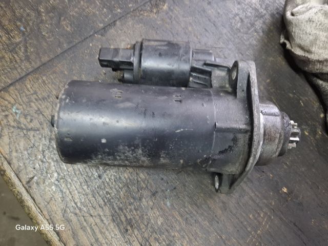 bontott VW GOLF III Önindító