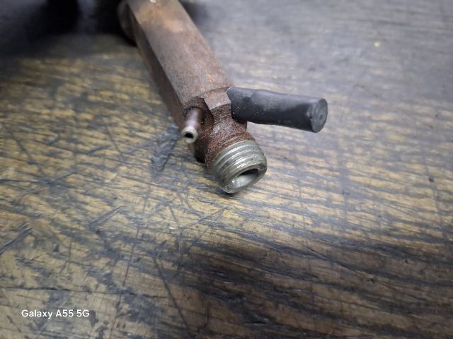 bontott VW GOLF III Porlasztó (1 db)