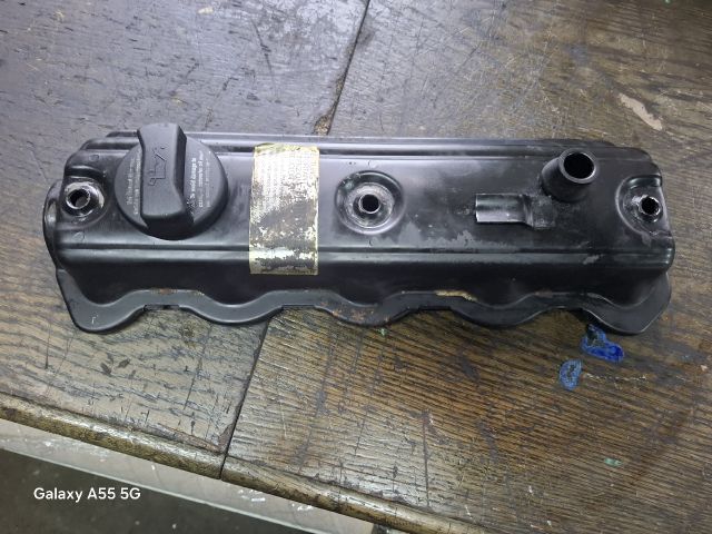 bontott VW GOLF III Szelepfedél