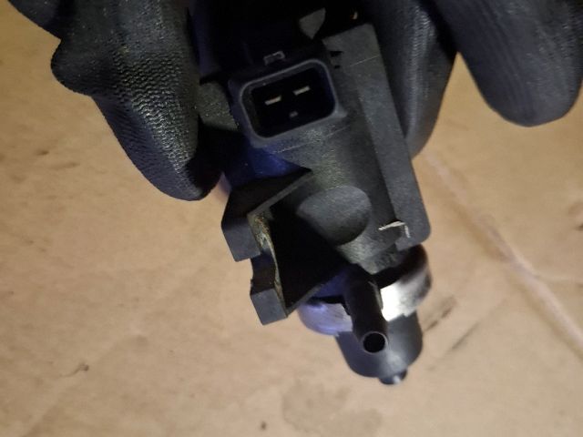 bontott VW GOLF III Turbó Vákum Szelep