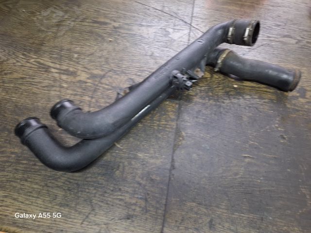 bontott VW GOLF III Turbócső