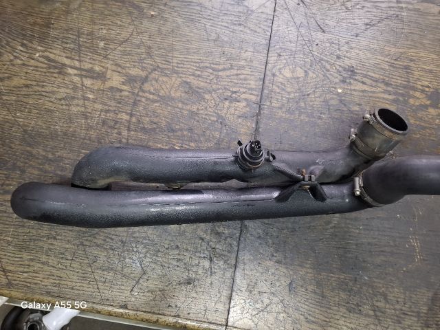 bontott VW GOLF III Turbócső