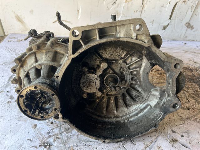 bontott VW GOLF III Váltó (Mechanikus)