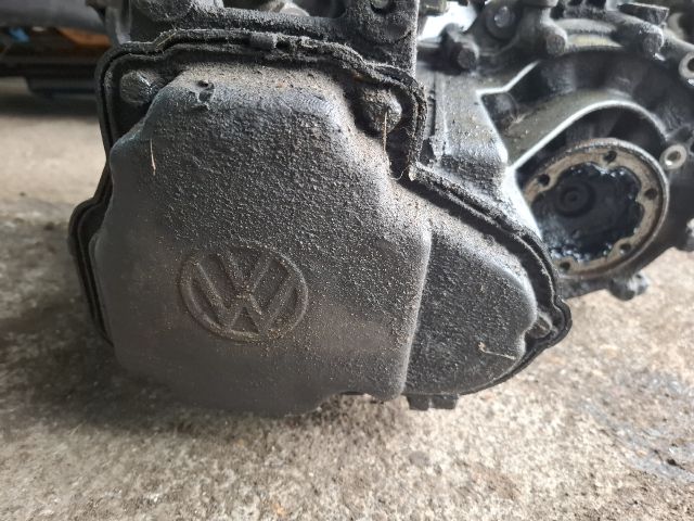 bontott VW GOLF III Váltó (Mechanikus)