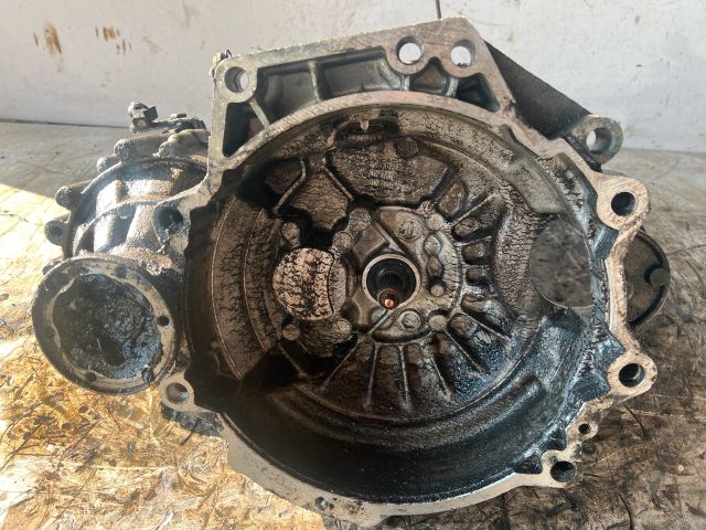 bontott VW GOLF III Váltó (Mechanikus)