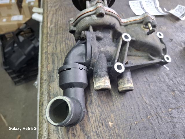 bontott VW GOLF III Vízpumpa