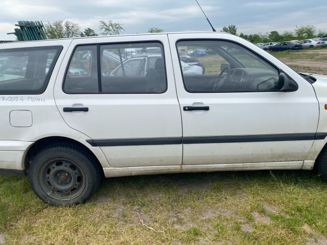 bontott VW GOLF III Jobb első Csonkállvány Kerékaggyal