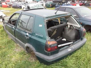 bontott VW GOLF III Légszűrő Ház