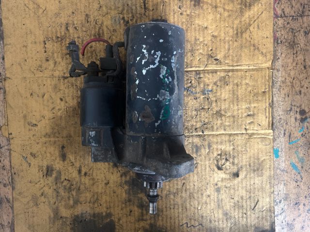 bontott VW GOLF III Önindító