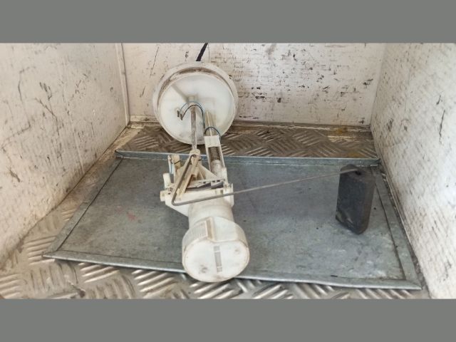 bontott VW GOLF III Üzemanyagszint Jeladó