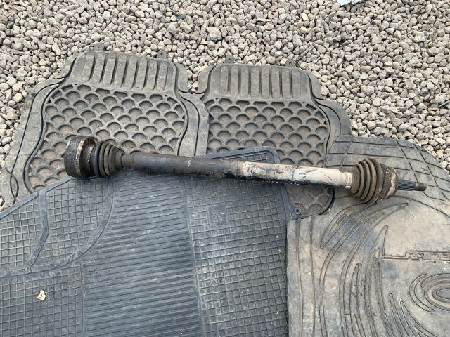 bontott VW GOLF III Bal Féltengely Porvédő Lemez