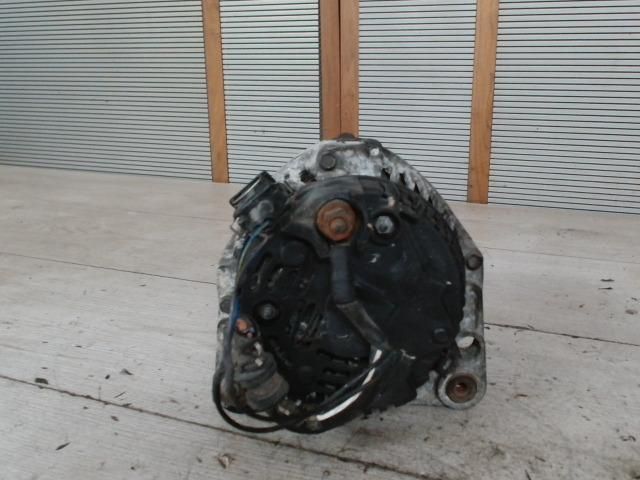 bontott VW GOLF III Generátor