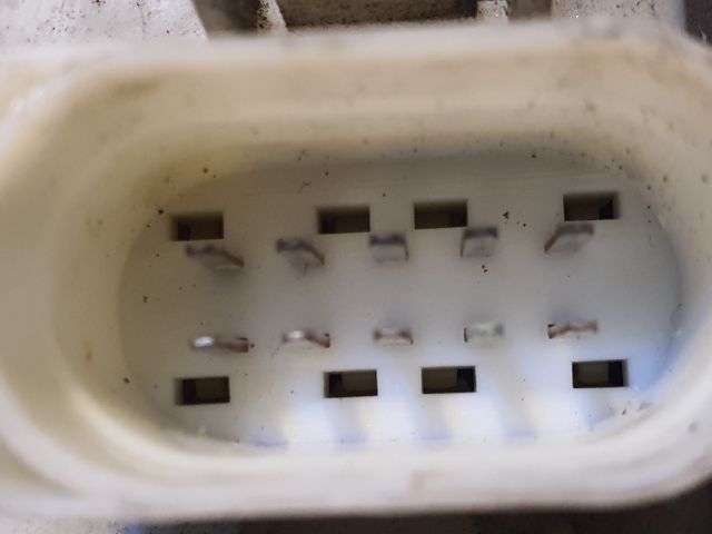 bontott VW GOLF III Hűtőventilátor Relé