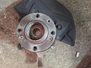 bontott VW GOLF III Jobb első Csonkállvány Kerékaggyal