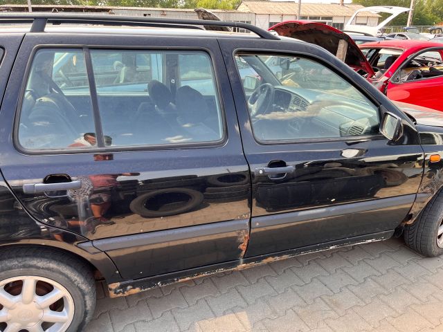 bontott VW GOLF III Jobb első Csonkállvány Kerékaggyal