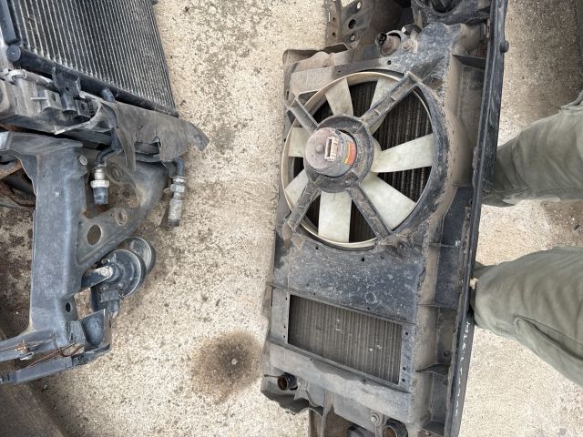 bontott VW GOLF III Komplett Homlokfal (Részeivel)