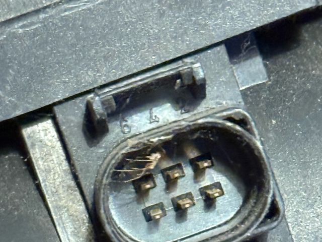 bontott VW GOLF III Légtömegmérő