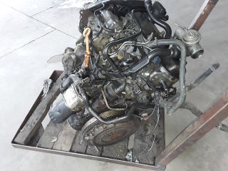 bontott VW GOLF III Motor (Fűzött blokk hengerfejjel)