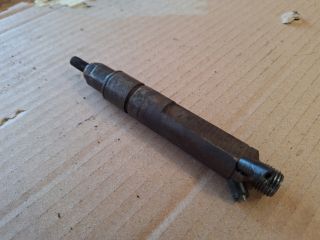 bontott VW GOLF III Porlasztó (1 db)