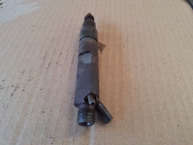 bontott VW GOLF III Porlasztó (1 db)