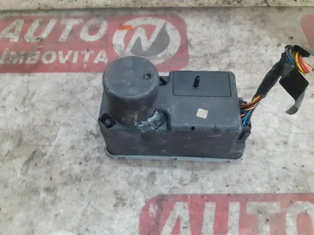bontott VW GOLF III Vákumpumpa