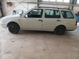 bontott VW GOLF III Vízhűtő Radiátor (Nem klímás)