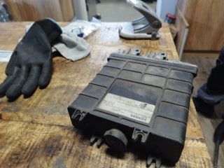 bontott VW GOLF III Motorvezérlő